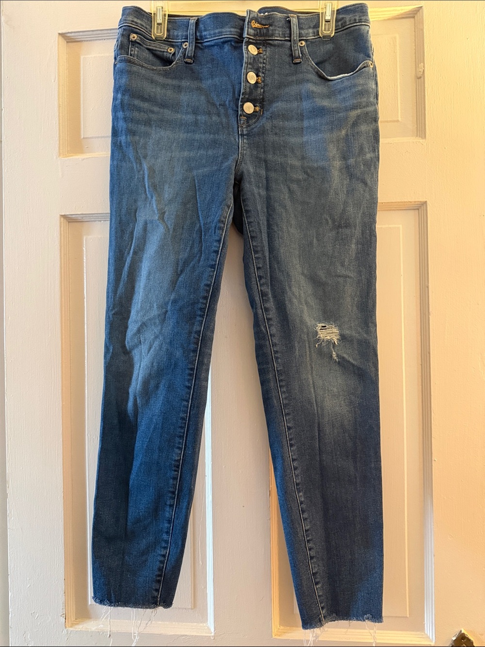 J Crew Toothpick Women’s Distressed High-Rise Blue Jeans